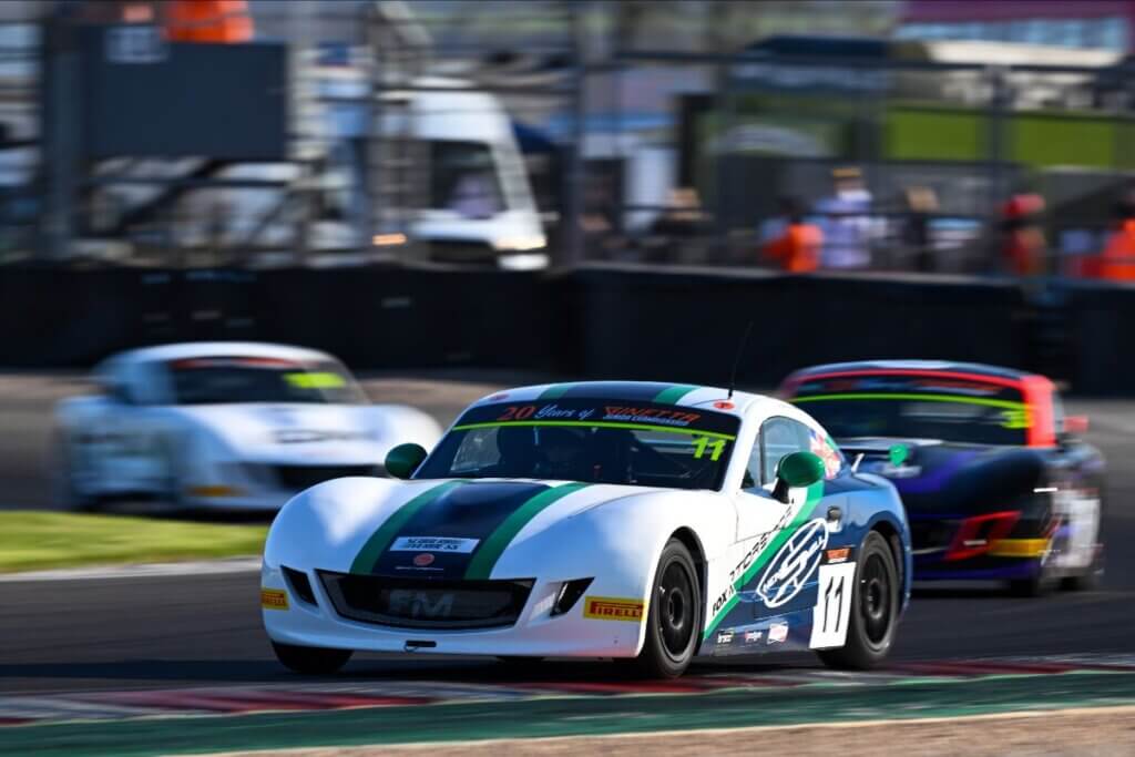 Henry Cameron, Fox Motorsport, Ginetta G40 Junior, Ginetta Junior Championship, Donington Park (credit: JEP