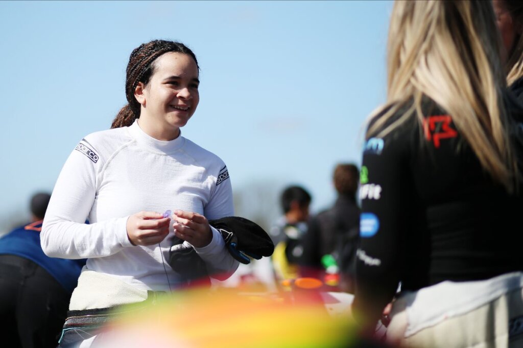 Caitlyn McDaniel, Fox Motorsport, Tatuus MSV GB4-025 , GB4 Championship, Donington Park (credit: JEP)