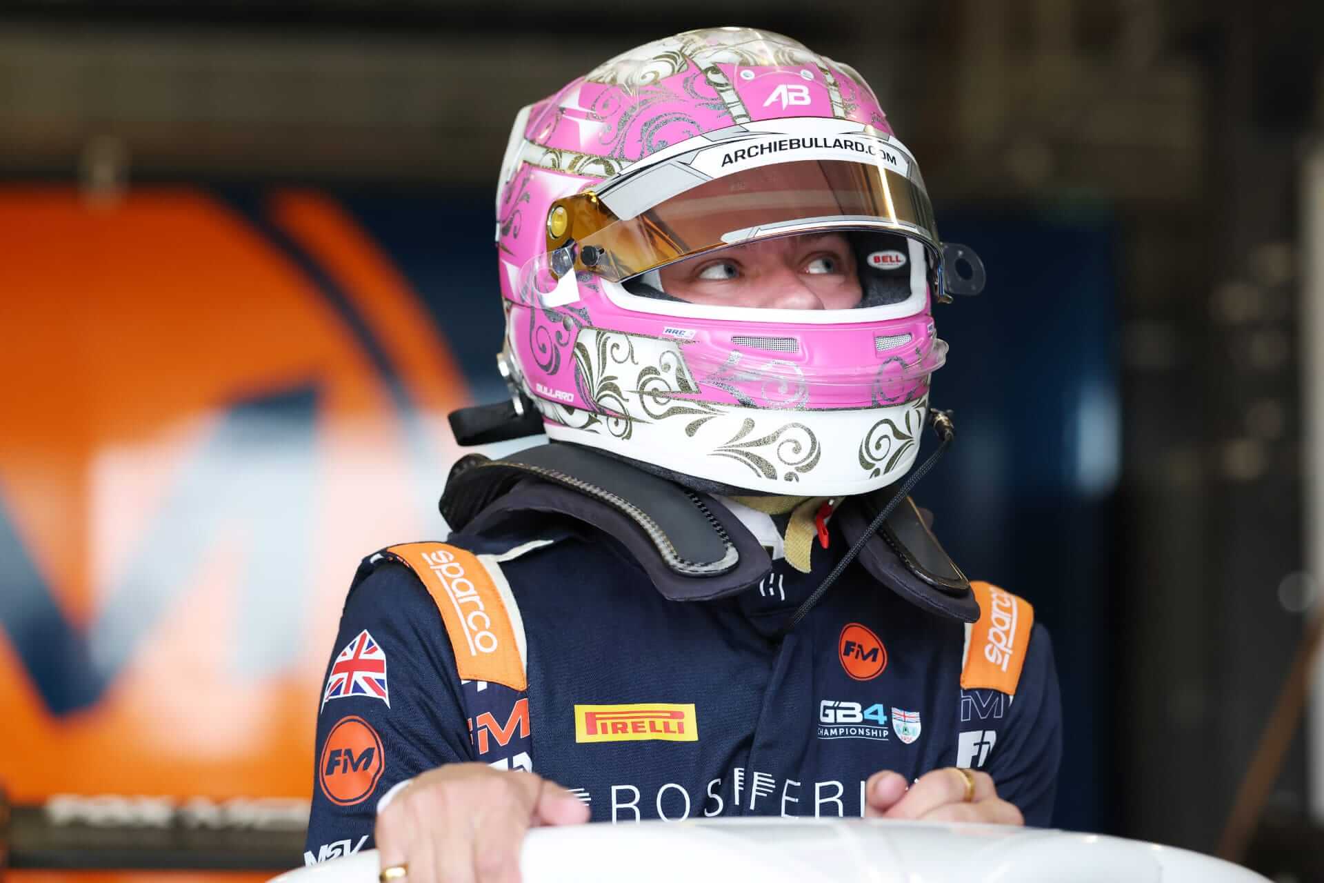 Archie Bullard sticks with Fox Motorsport for GB4 Winter Series